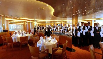 1549560688.7792_r816_P&O Cruises Ventura Interior Saffron.jpg